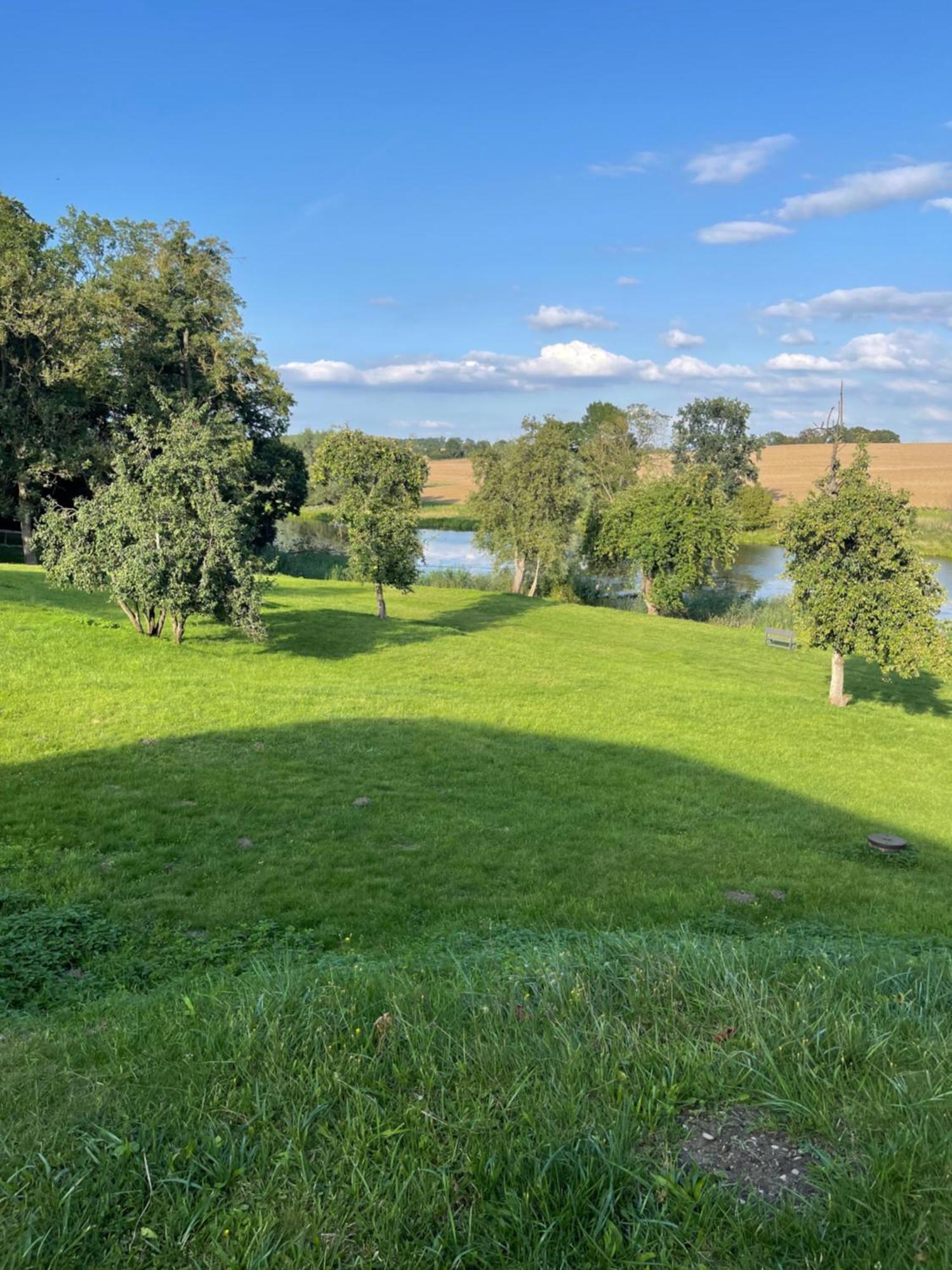 Ferienwohnung Mit Kamin Und Traumhafter Dachterrasse Mit Weitblick In Die Natur Neu Gaarz Zewnętrze zdjęcie