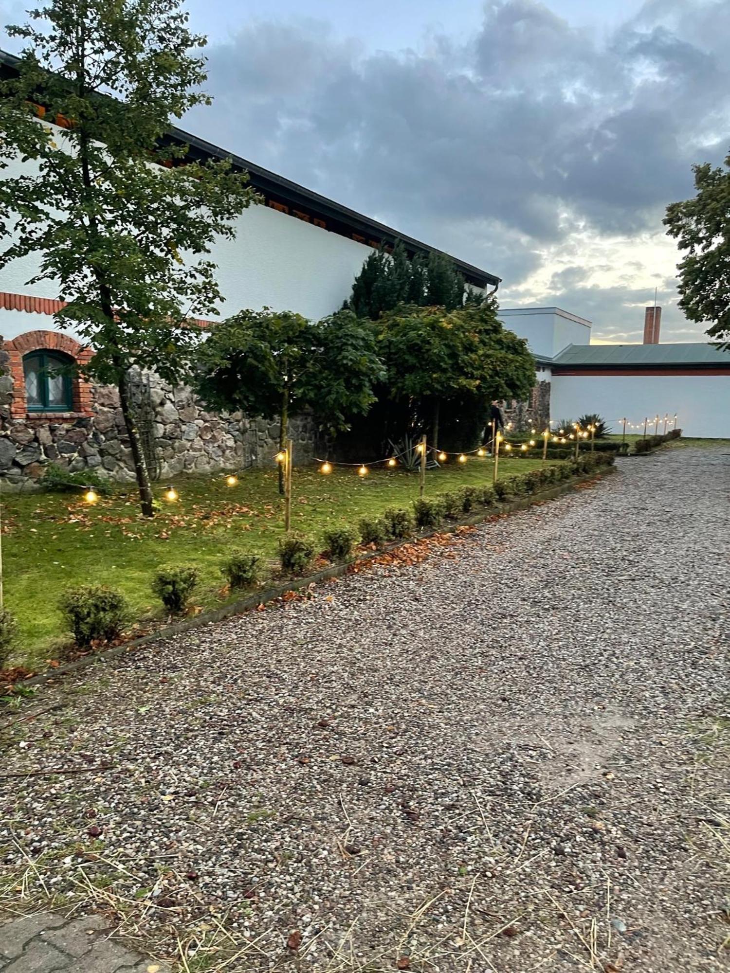 Ferienwohnung Mit Kamin Und Traumhafter Dachterrasse Mit Weitblick In Die Natur Neu Gaarz Zewnętrze zdjęcie